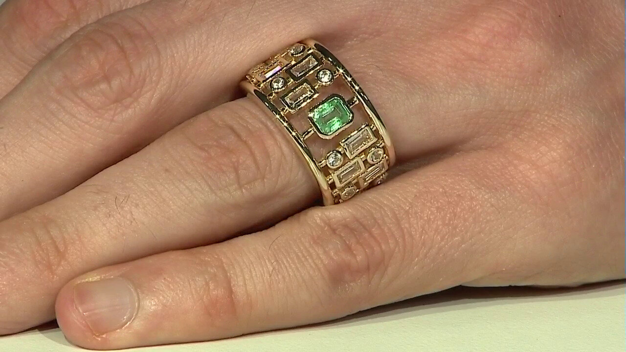 Video Gouden ring met een Ethiopische smaragd (Adela Gold)