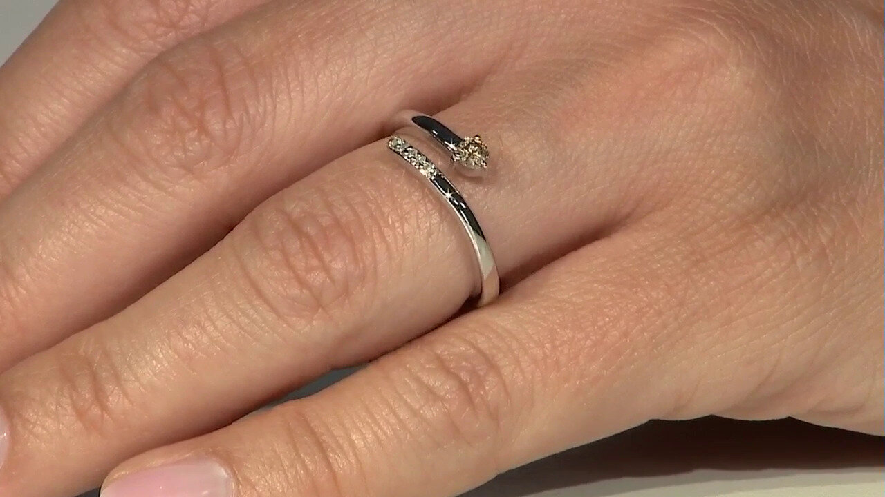 Video I3 Champagne Diamond Silver Ring