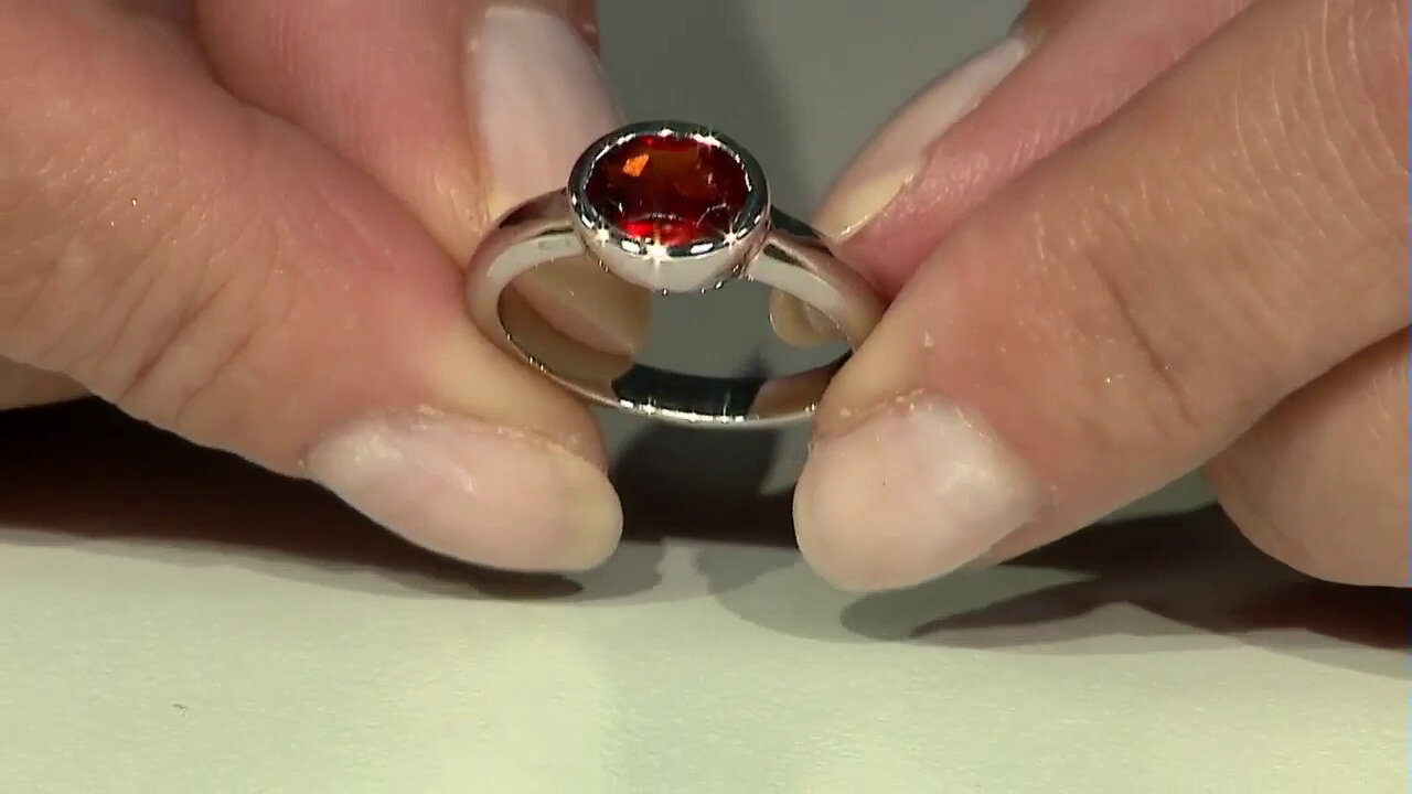 Video Hessonite Garnet Silver Ring