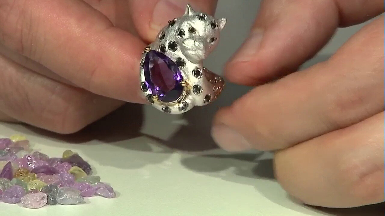 Video Zilveren ring met een amethist (Gems en Vogue)