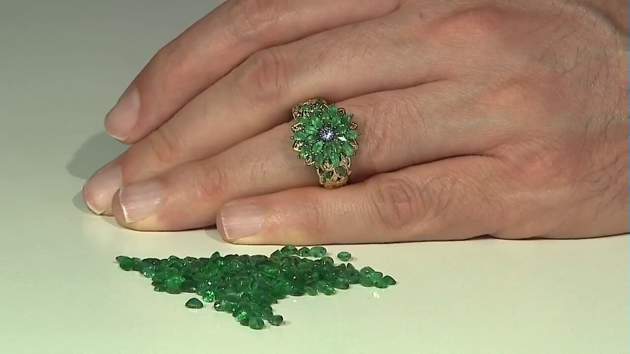 Video Zambian Emerald Silver Ring (Gems en Vogue)