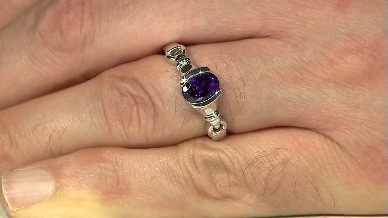 Video Zilveren ring met een amethist (Remy Rotenier)