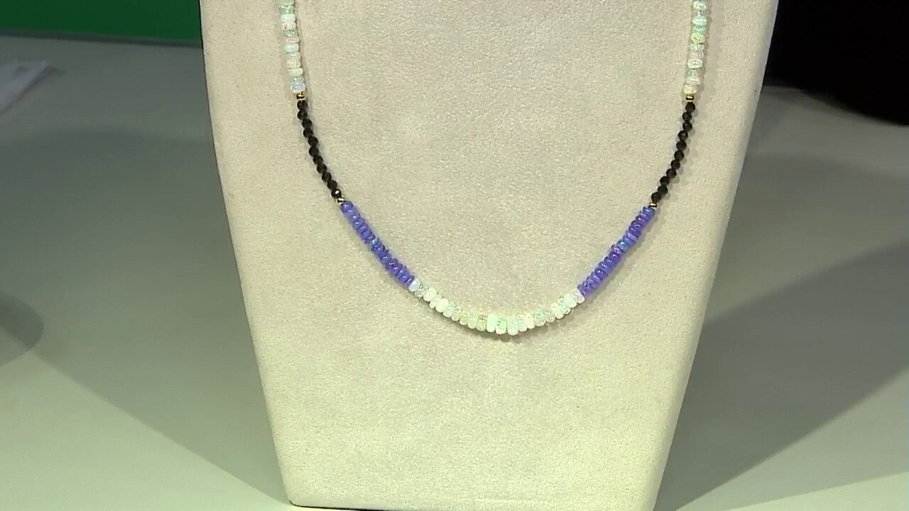 Video Welo Opal Silver Necklace