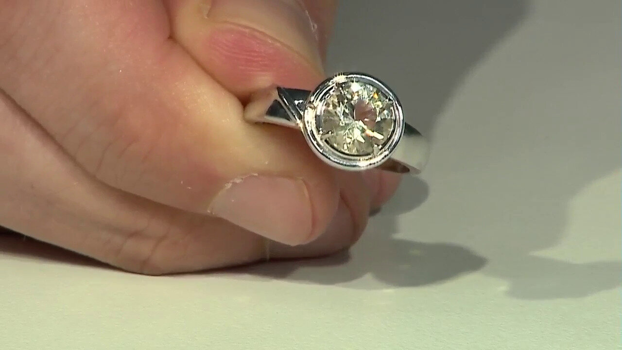 Video Bague en argent et Pierre de soleil du Mexique