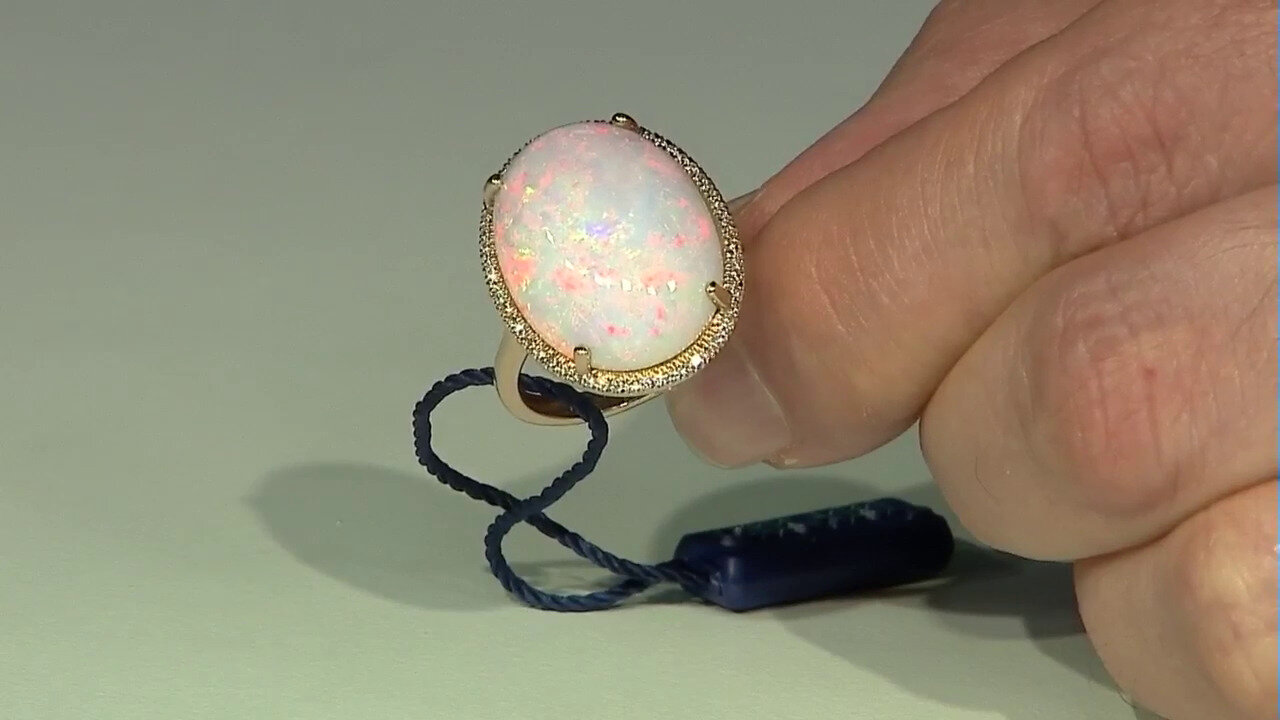 Video 14K AAA Welo Opal Gold Ring (CIRARI)