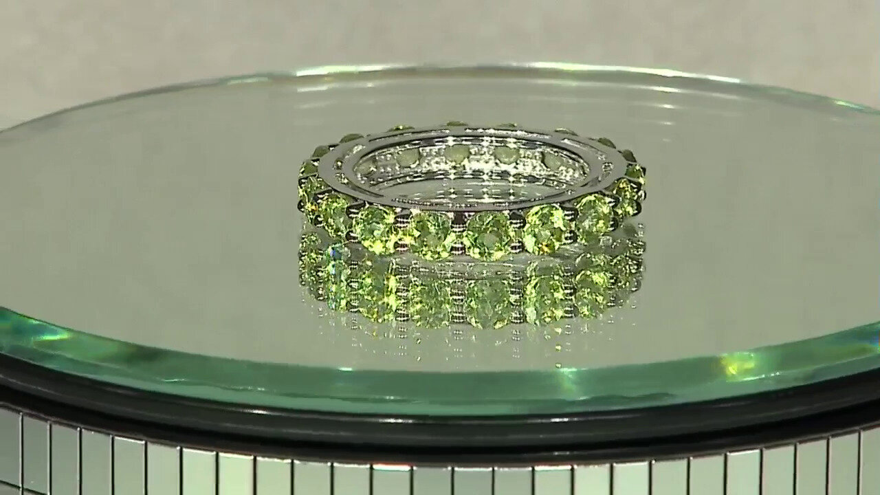 Video Peridot Silver Ring