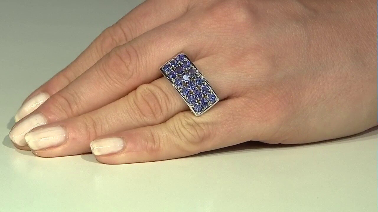 Video Tanzanite Silver Ring