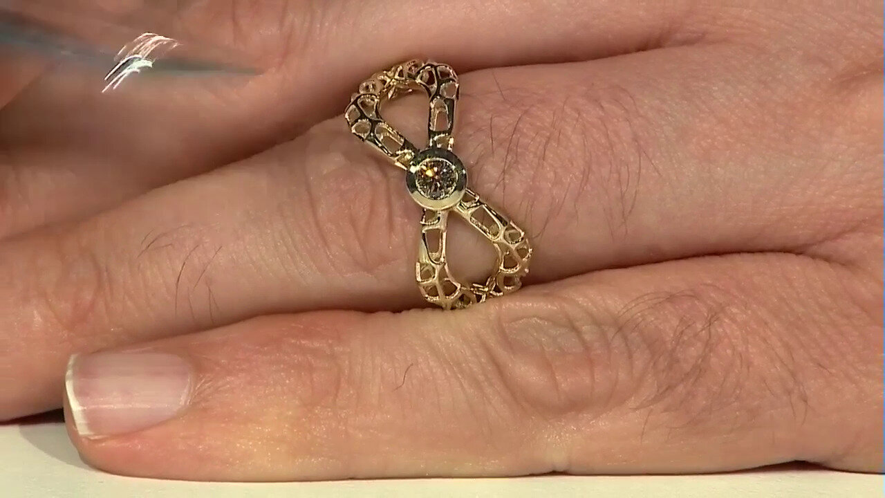 Video Gouden ring met een I2 Champagne Diamant (Ornaments by de Melo)