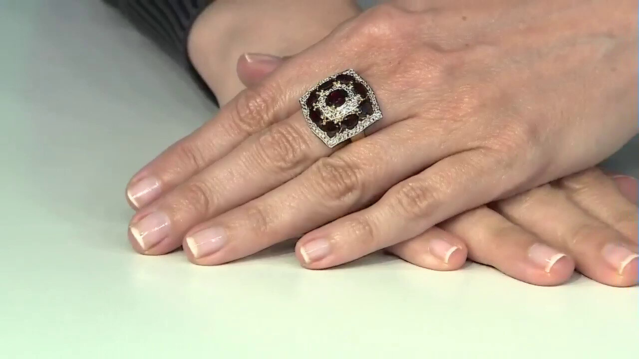 Video Mozambique Garnet Silver Ring