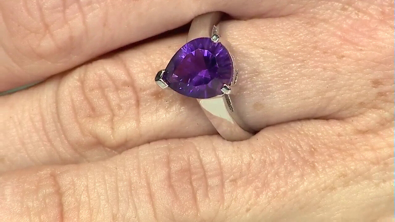 Video Zambian Amethyst Silver Ring