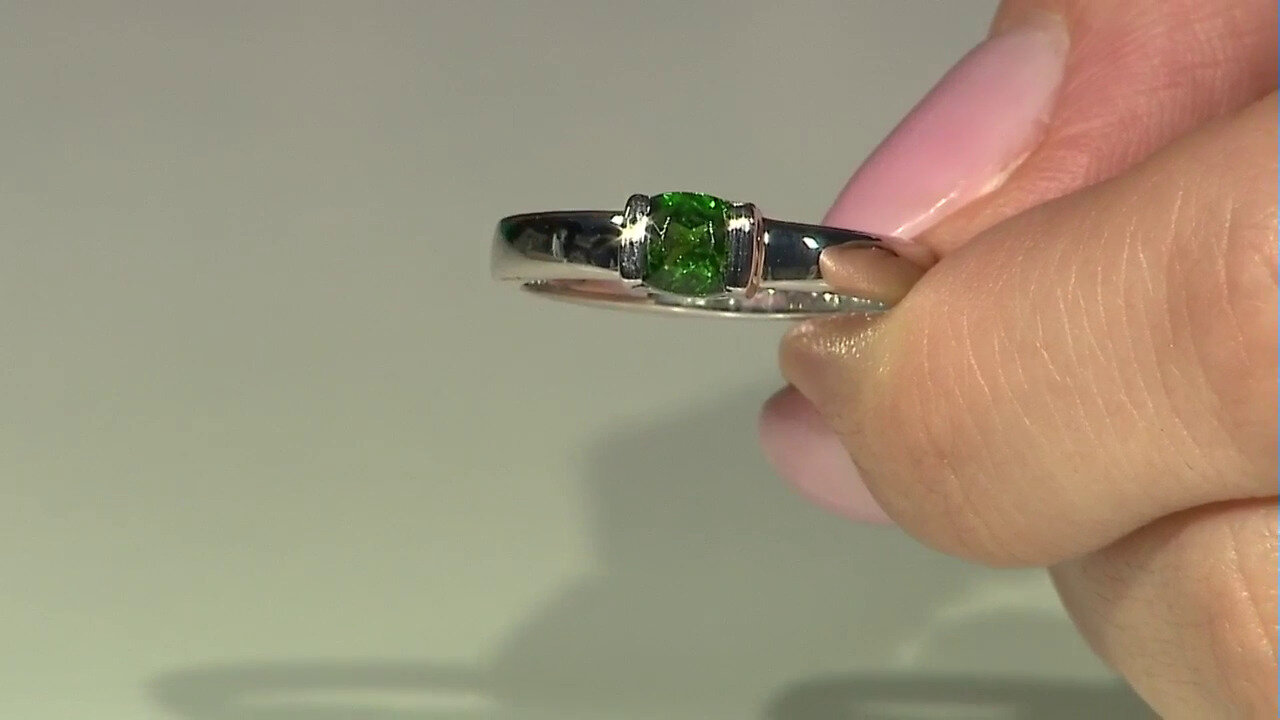 Video Anillo en plata con Diópsido de Rusia