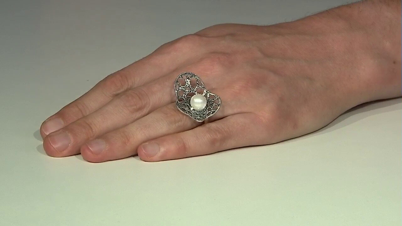 Video Bague en argent et Perle de culture d'eau douce (Annette classic)