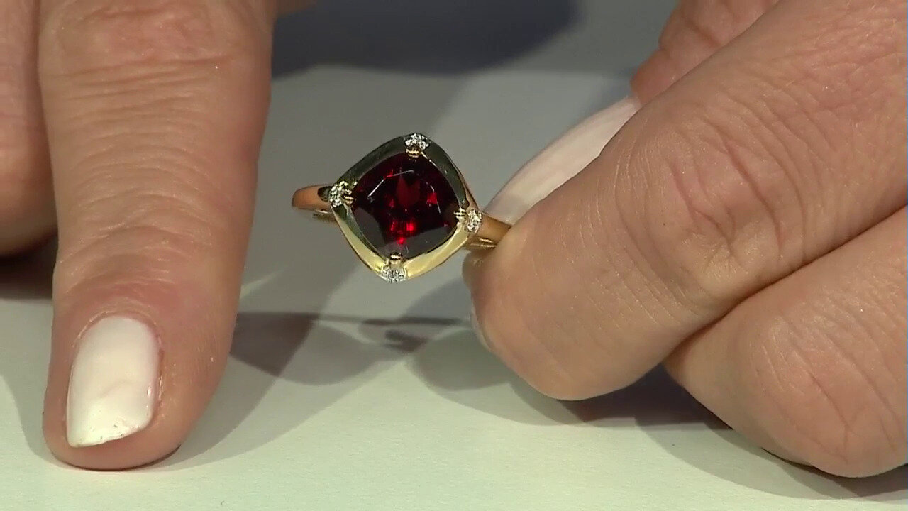 Video Mozambique Garnet Silver Ring