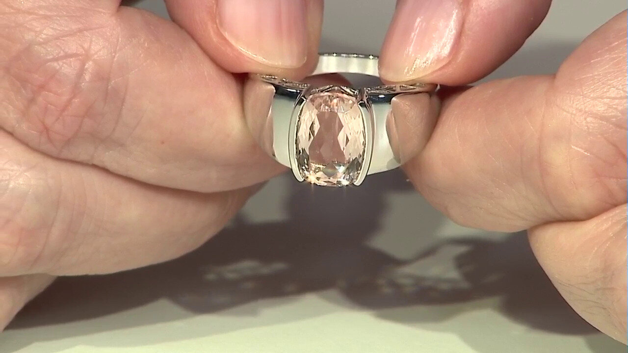 Video Bague en or et Morganite de Madagascar