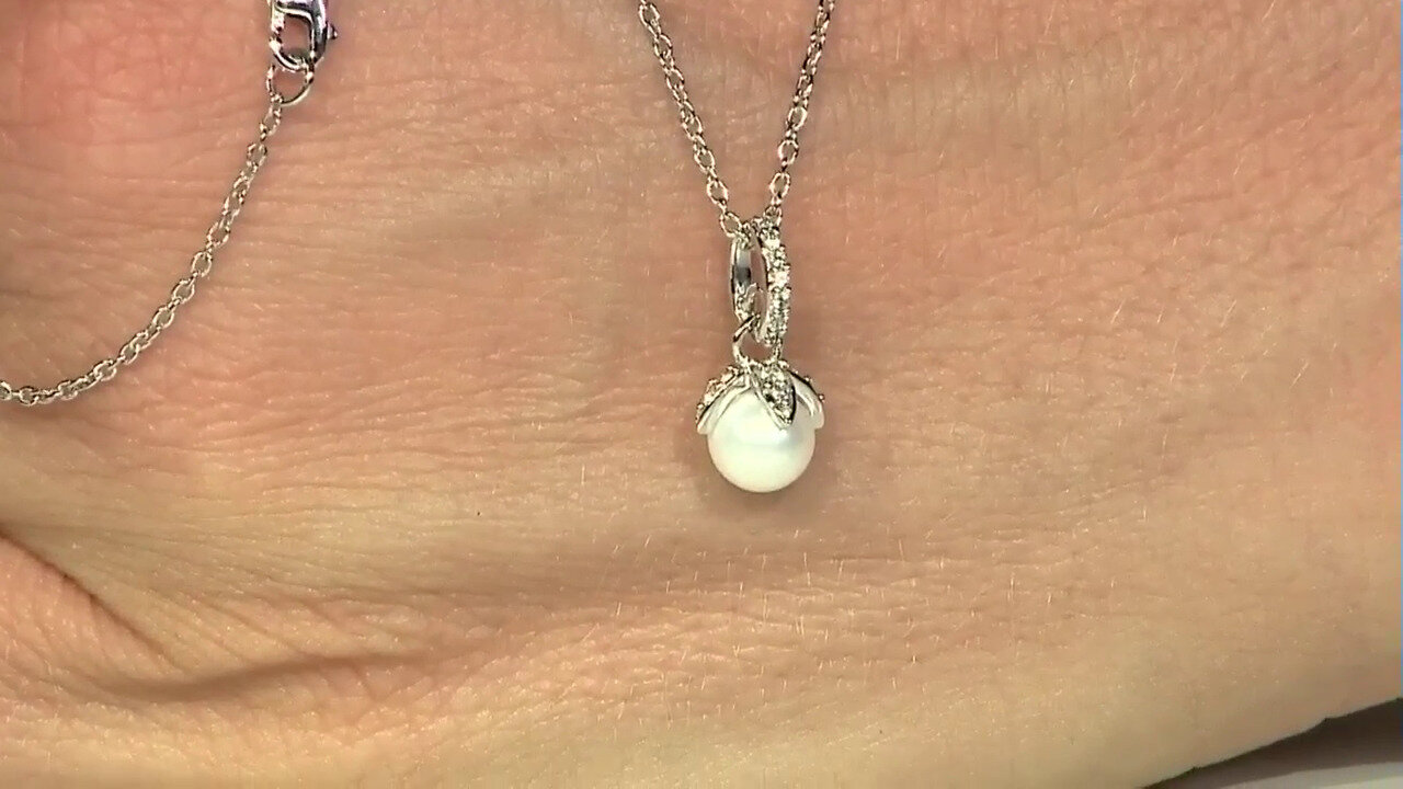 Video Cream Freshwater Pearl Silver Necklace