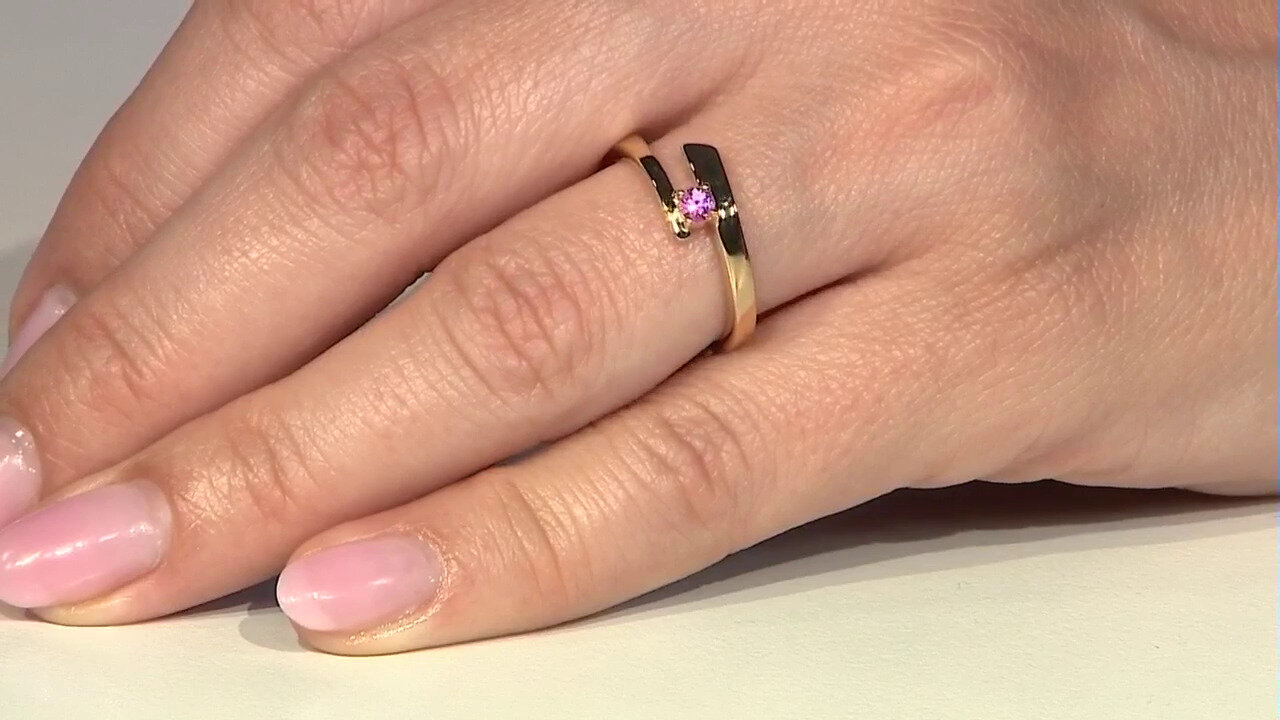 Video Zilveren ring met een roze saffier