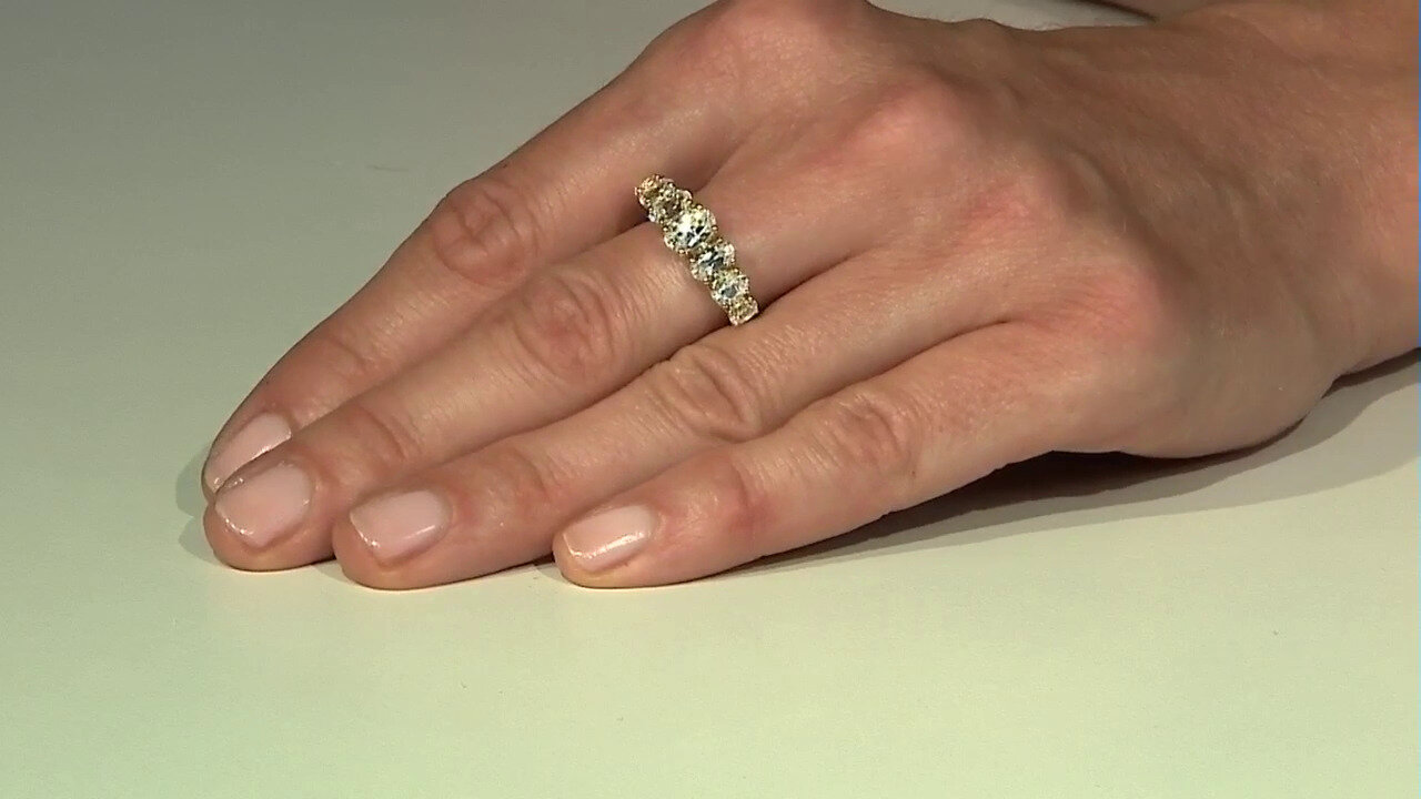 Video 9K Zircon Gold Ring (de Melo)