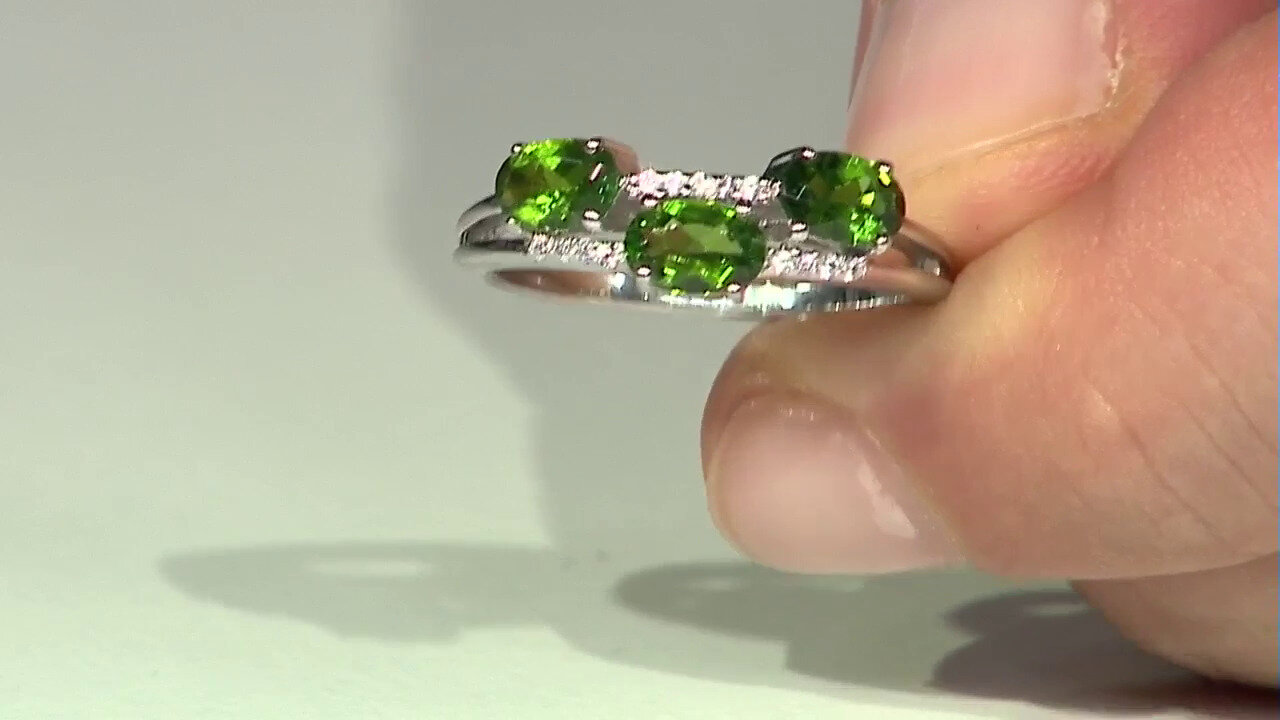 Video Bague en argent et Diopside de Russie