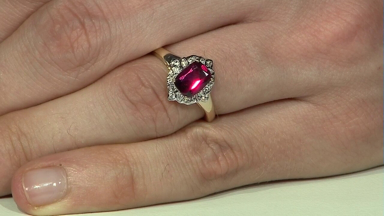 Video Bague en or et Grenat Rhodolite