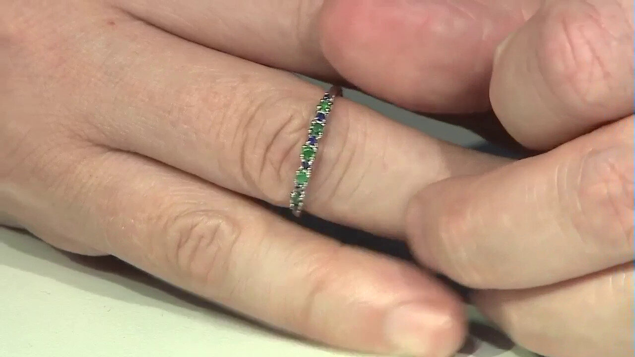 Video Zambian Emerald Silver Ring