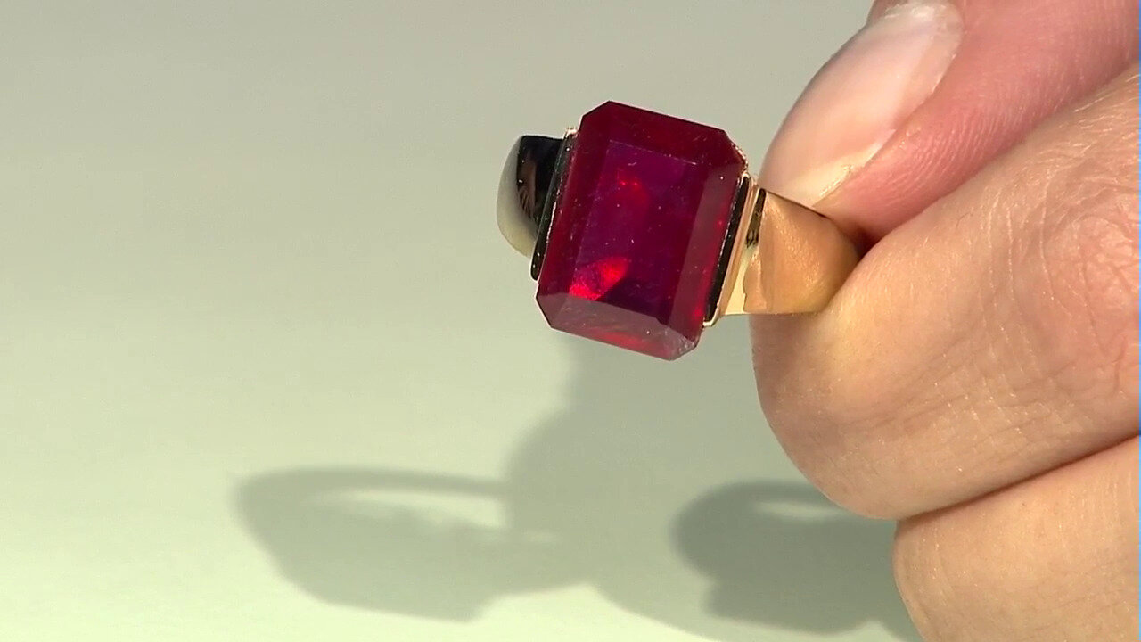 Video Madagascar Ruby Silver Ring (de Melo)