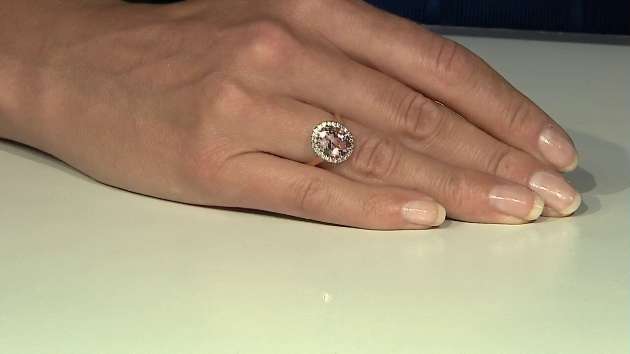 Video Gouden ring met een morganiet (Adela Gold)