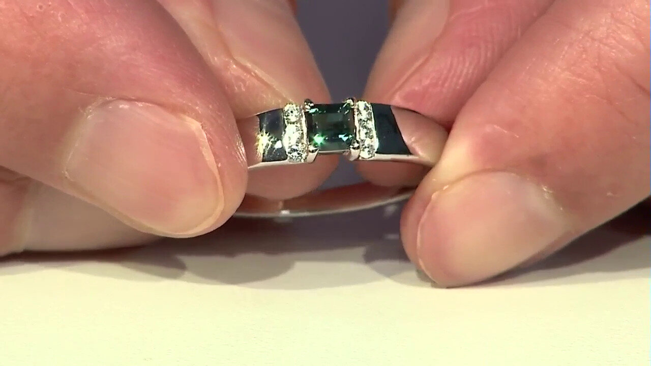 Video Anillo en plata con Turmalina verde Benedito