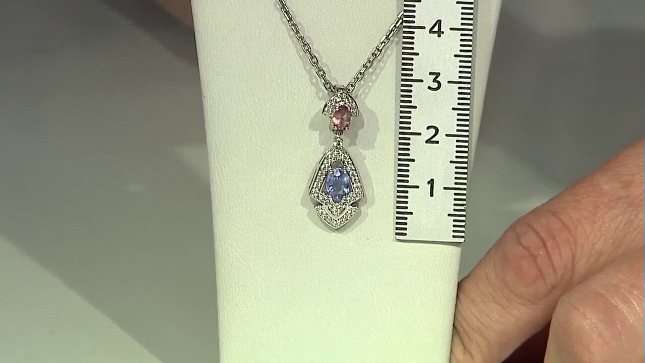 Video Pendentif en argent et Saphir bleu de Ceylan non chauffé