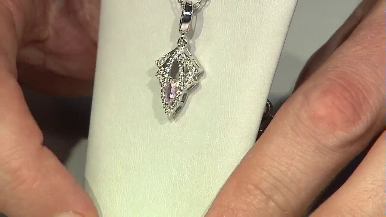 Video Pendentif en argent et Tourmaline rose du Nigéria