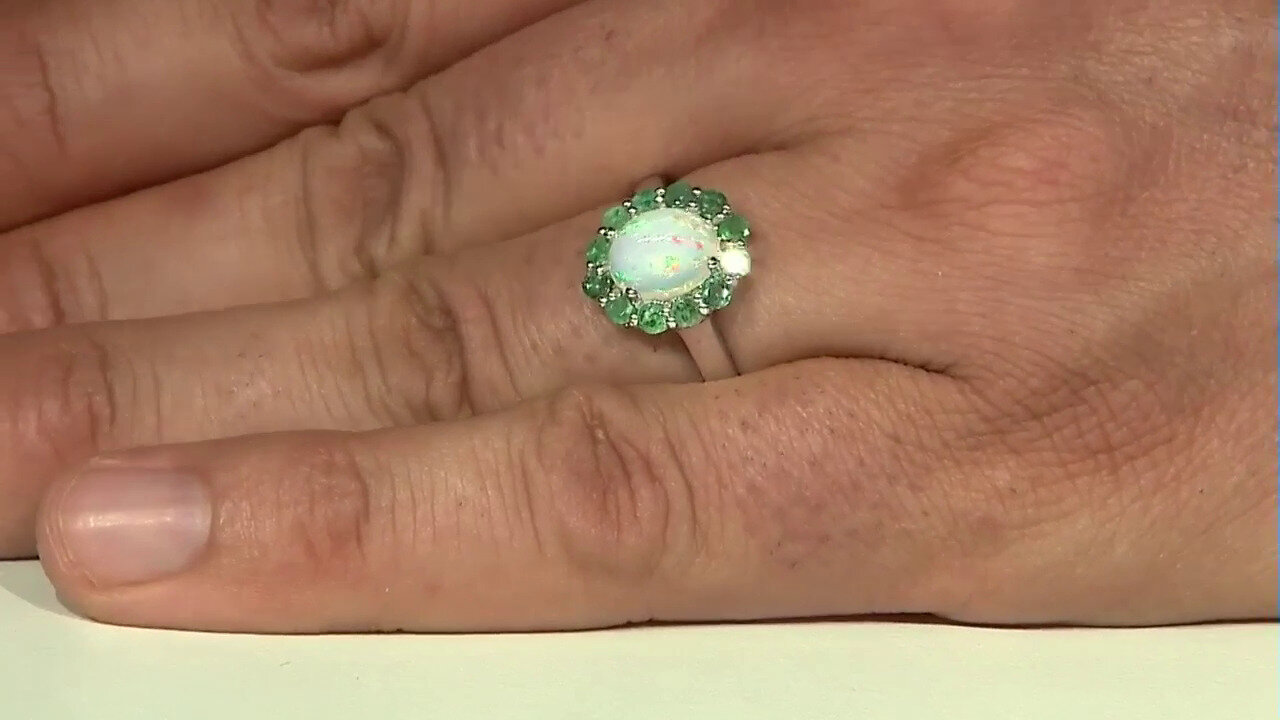 Video Welo Opal Silver Ring