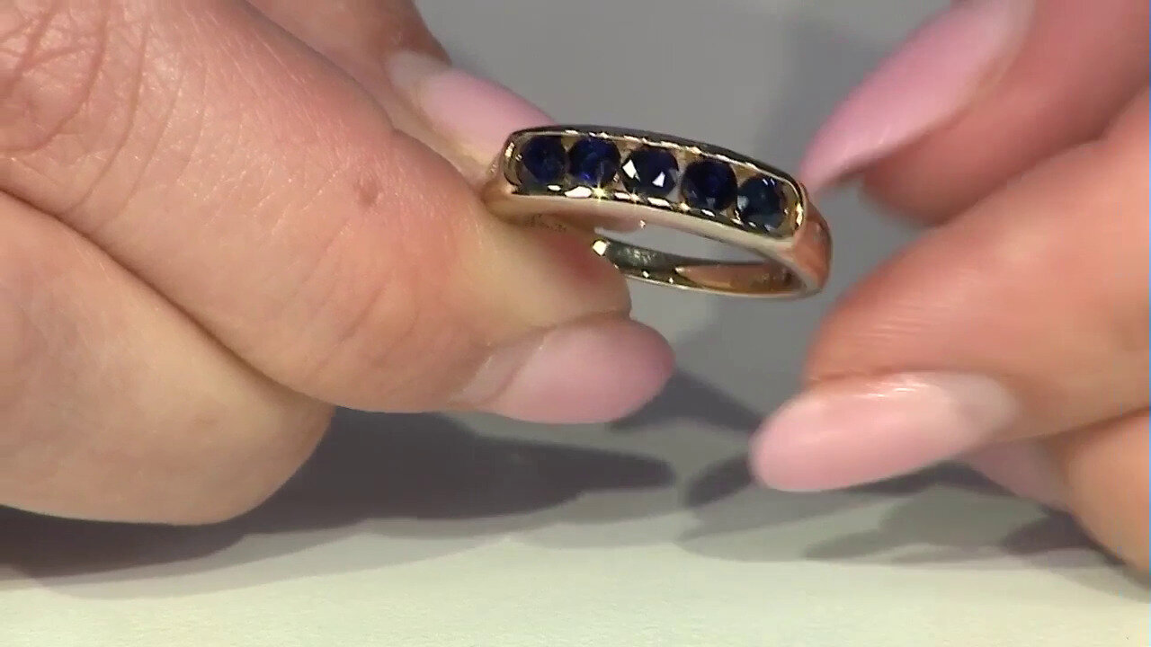 Video Burmese Blue Sapphire Silver Ring