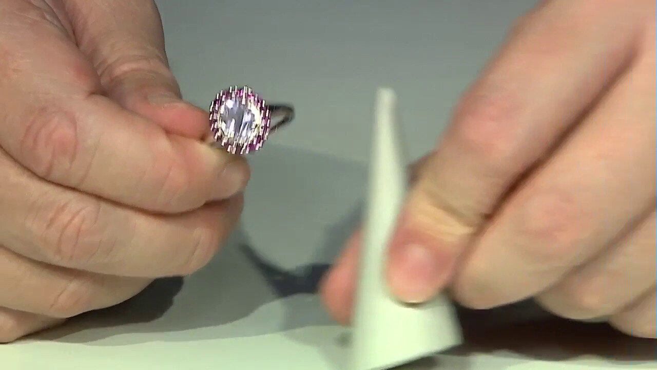 Video Zilveren ring met een lavendel amethist