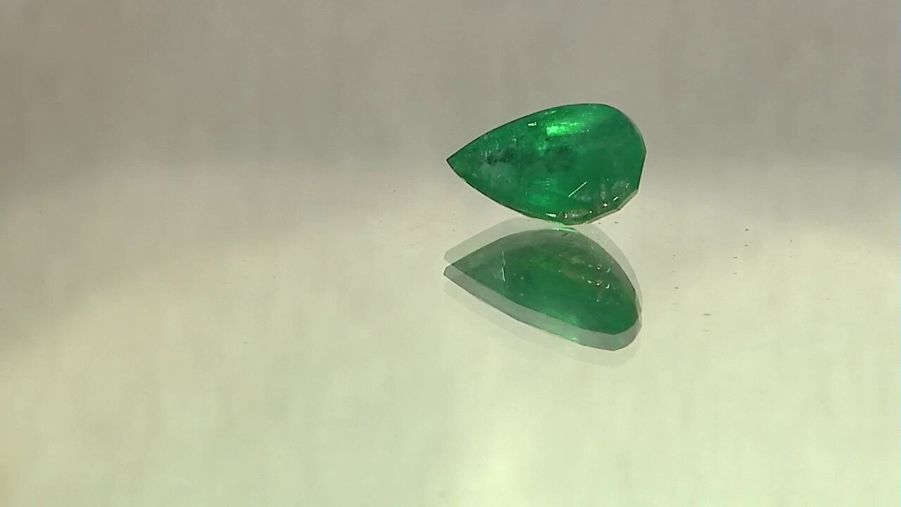 Video AAA Brazilian Emerald