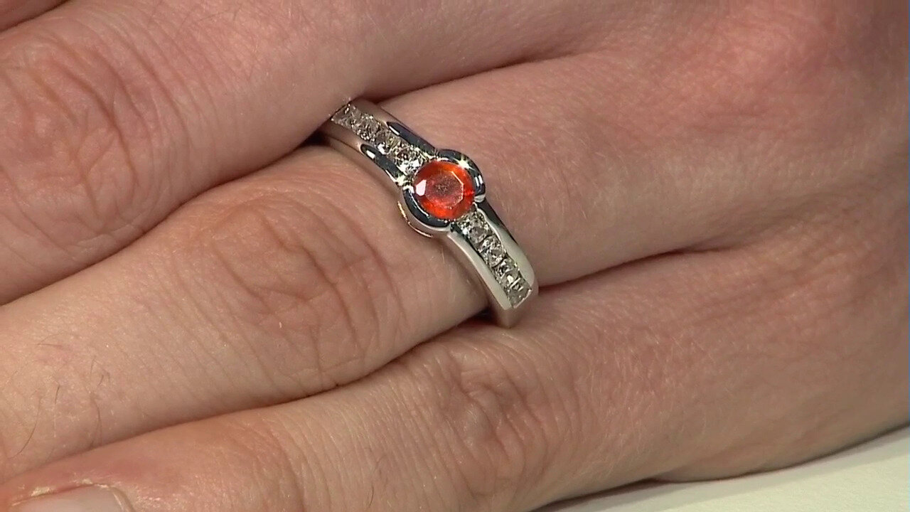 Video Zilveren ring met een Oranje Tanzania Kyaniet