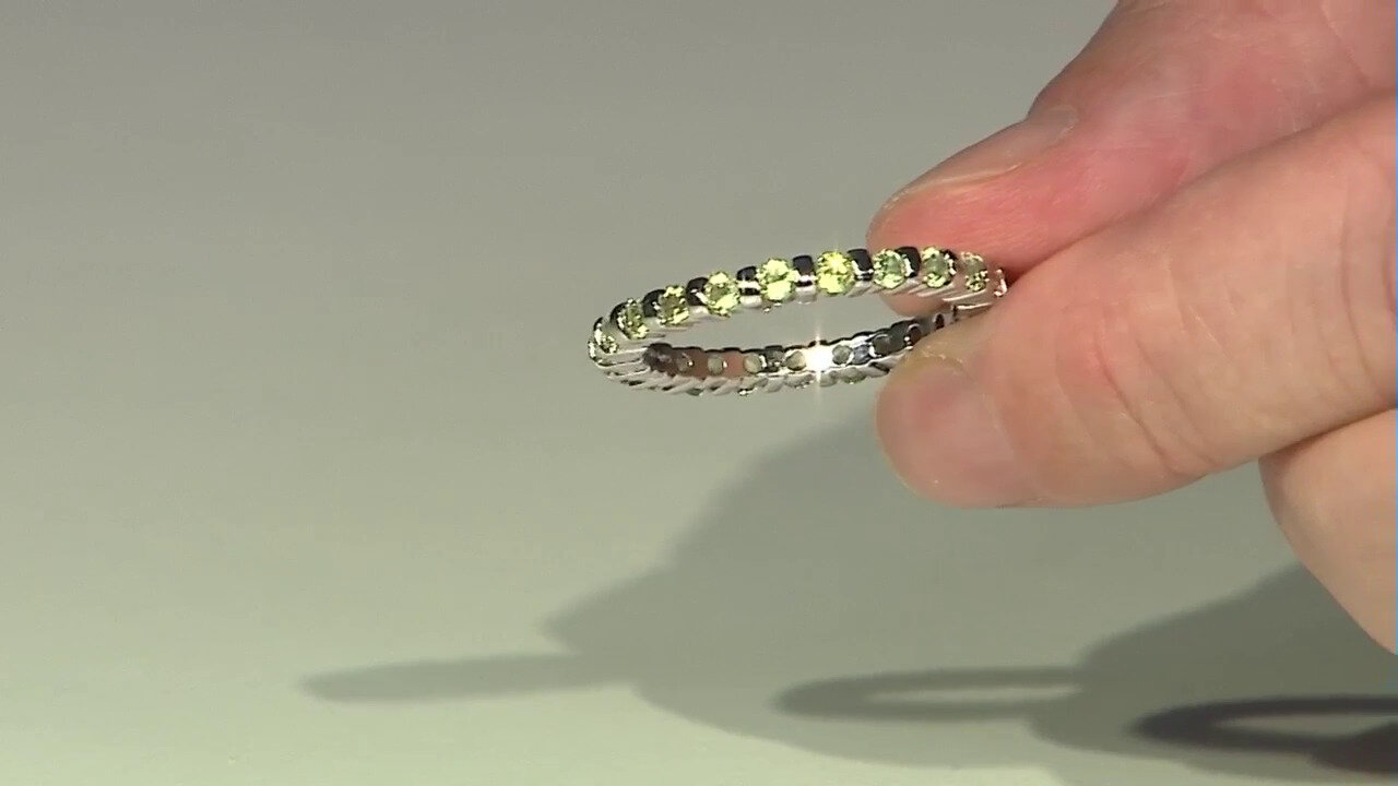 Video Peridot Silver Ring