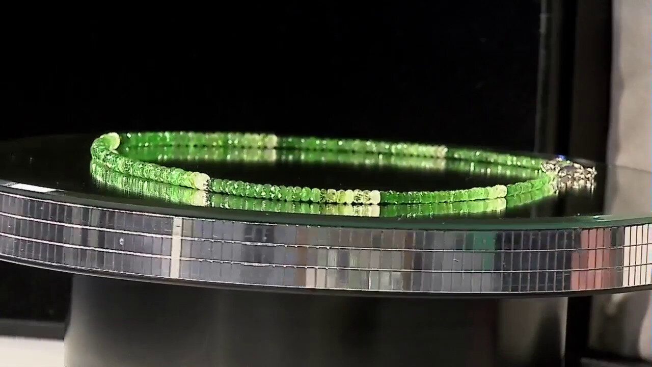 Video Tsavorite Silver Necklace