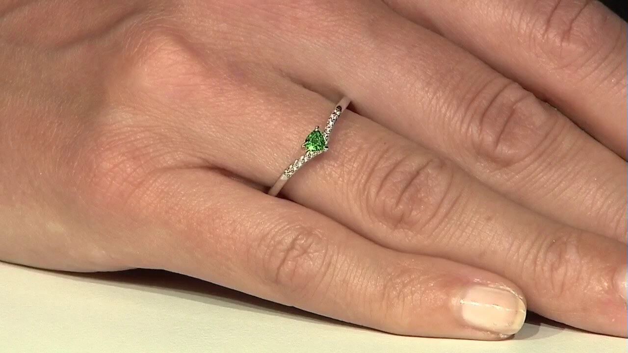 Video Bague en argent et Tsavorite de Tanzanie