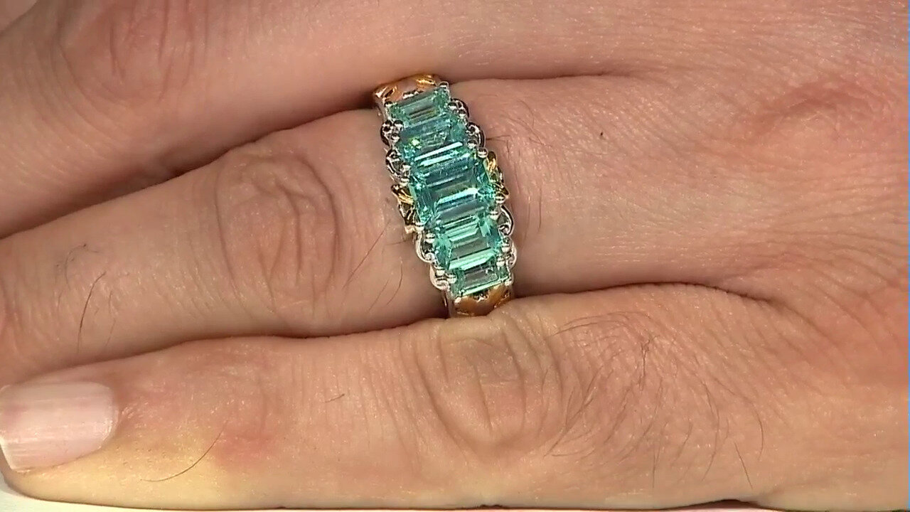 Video Fluoro Green Apatite Silver Ring (Gems en Vogue)