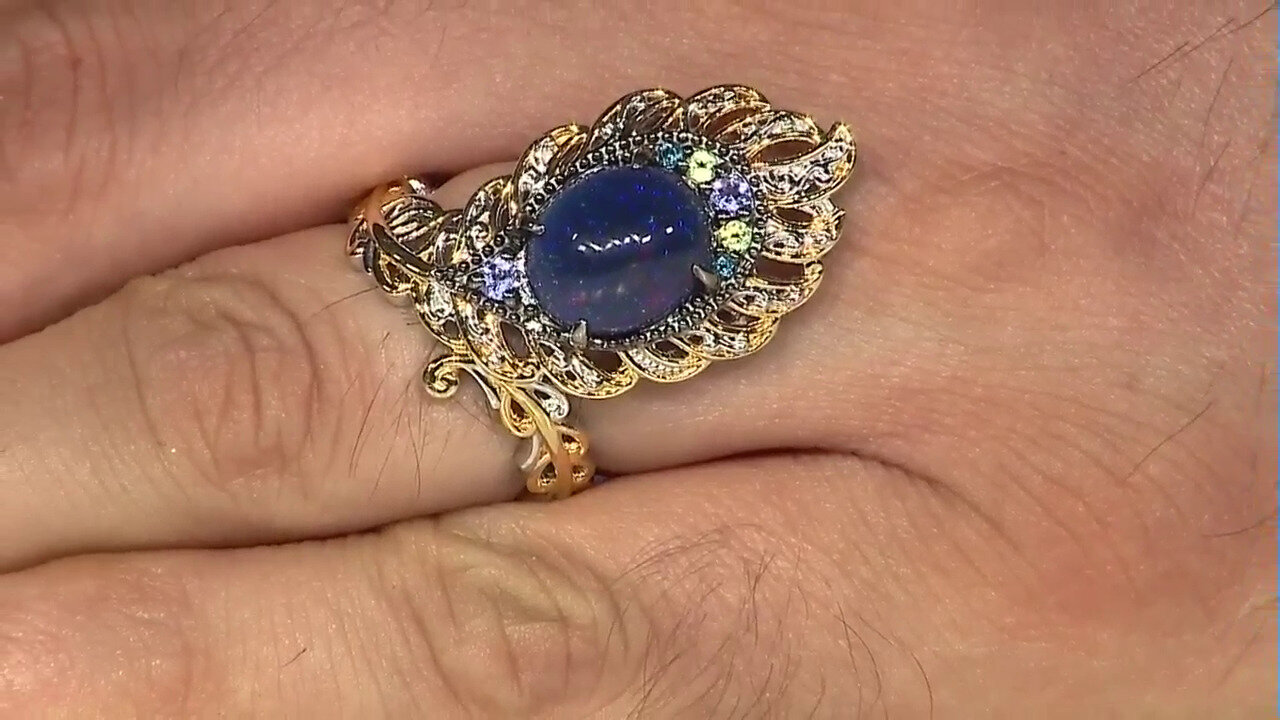 Video Blue Ethiopian Opal Silver Ring (Gems en Vogue)