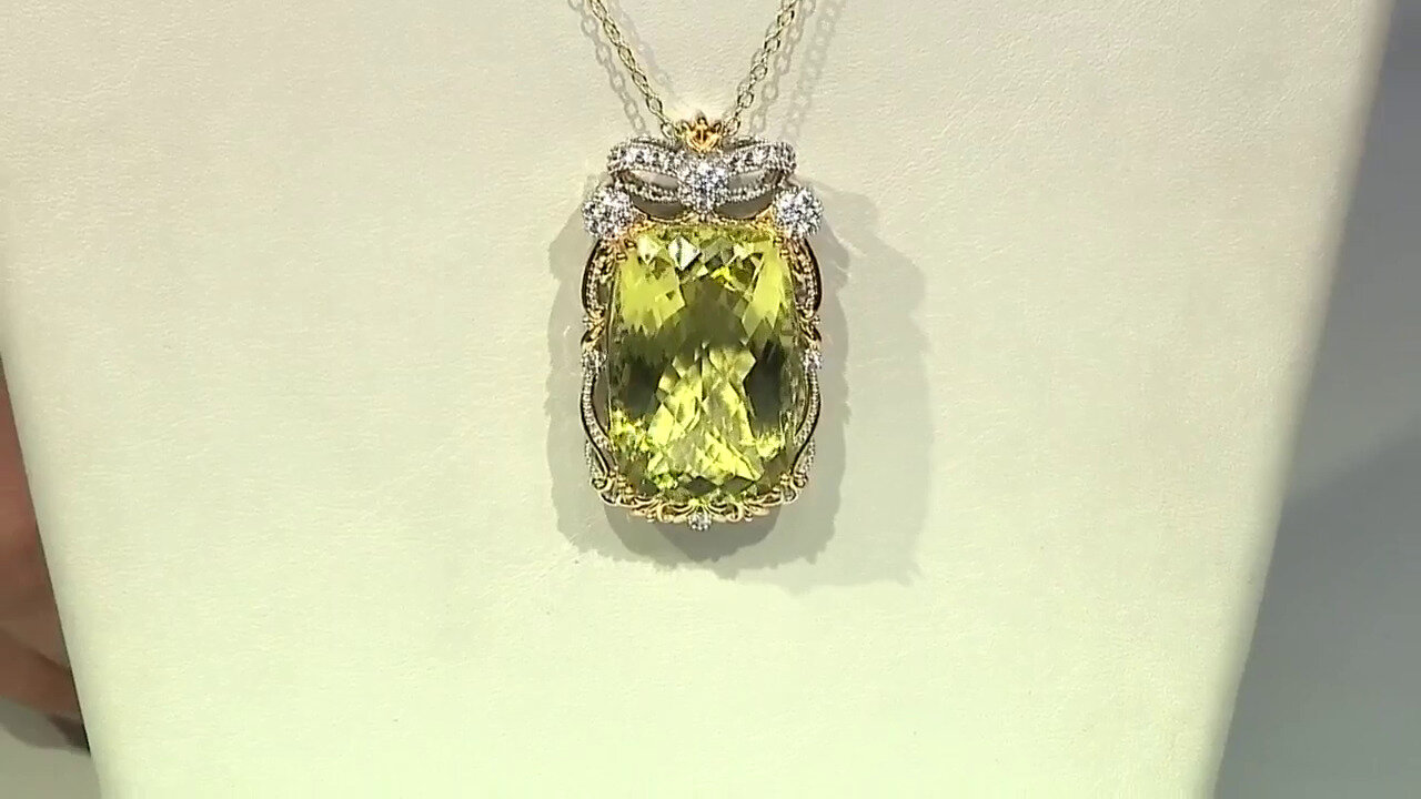 Video Ouro Verde Quartz Silver Necklace (Gems en Vogue)