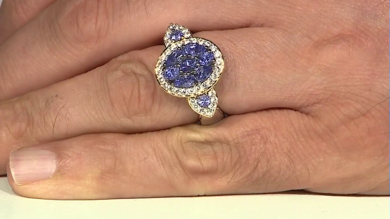 Video Tanzanite Silver Ring (Gems en Vogue)