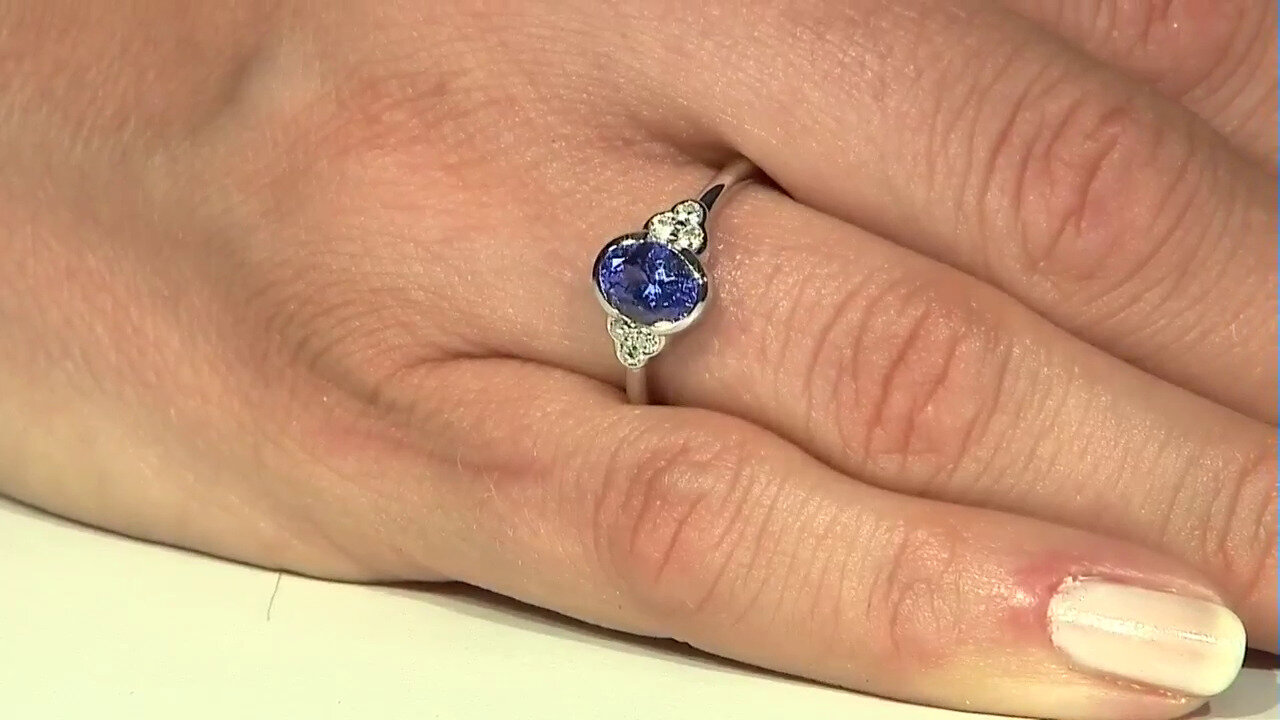 Video Tanzanite Silver Ring