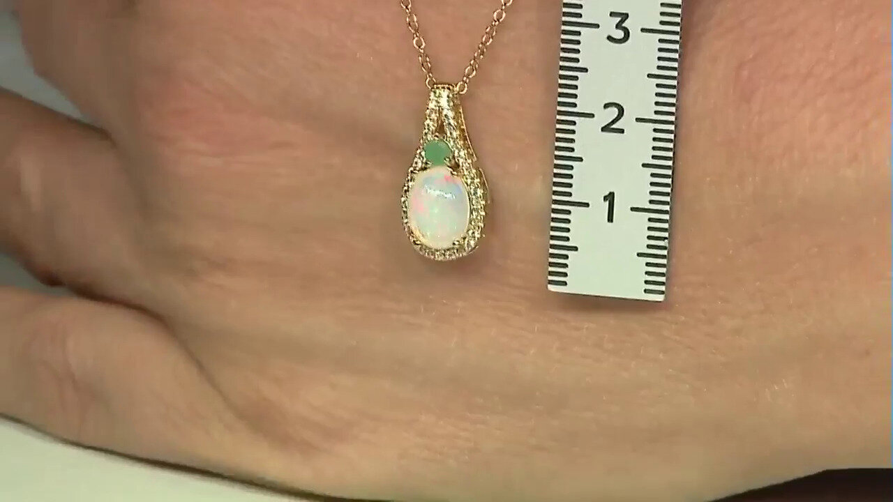 Video Welo Opal Silver Necklace