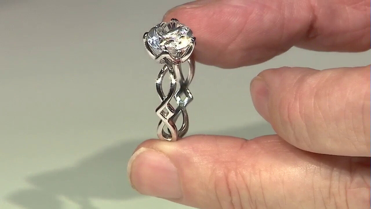 Video Zilveren ring met een witte kwarts