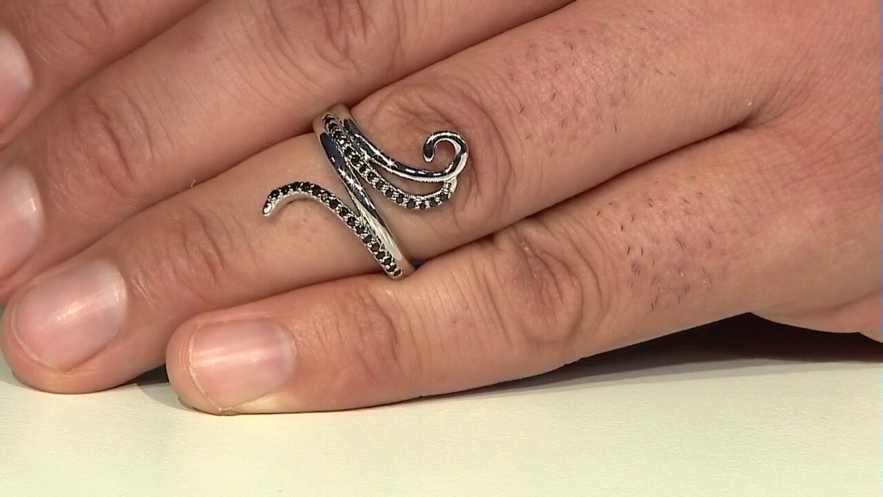 Video Bague en argent et Spinelle noir