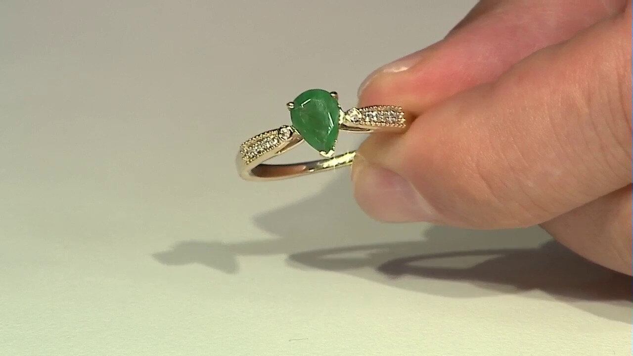 Video 9K Zambian Emerald Gold Ring