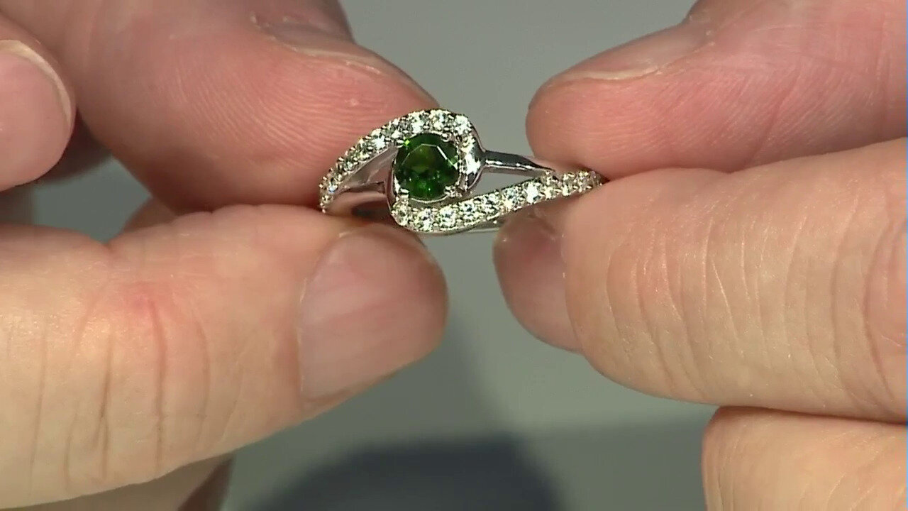 Video Anello in argento con Diopside Russo