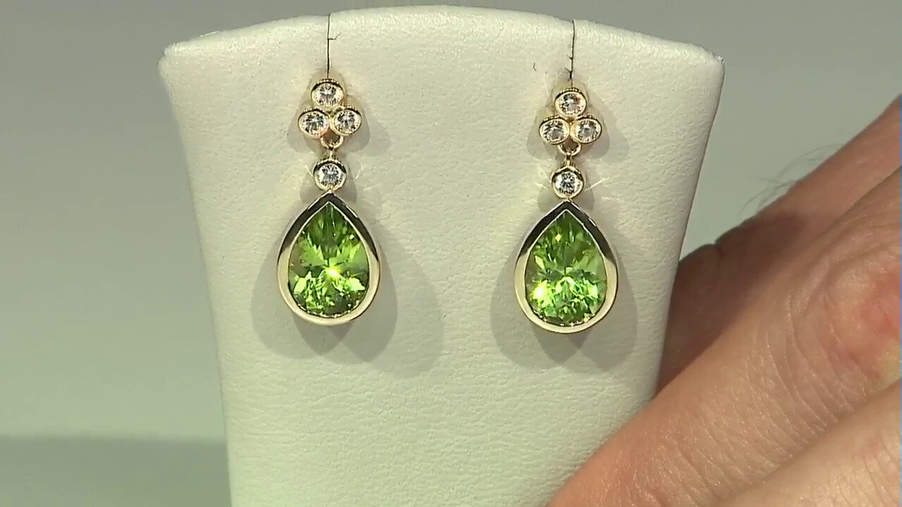 Video 9K Wagogo Peridot Gold Earrings