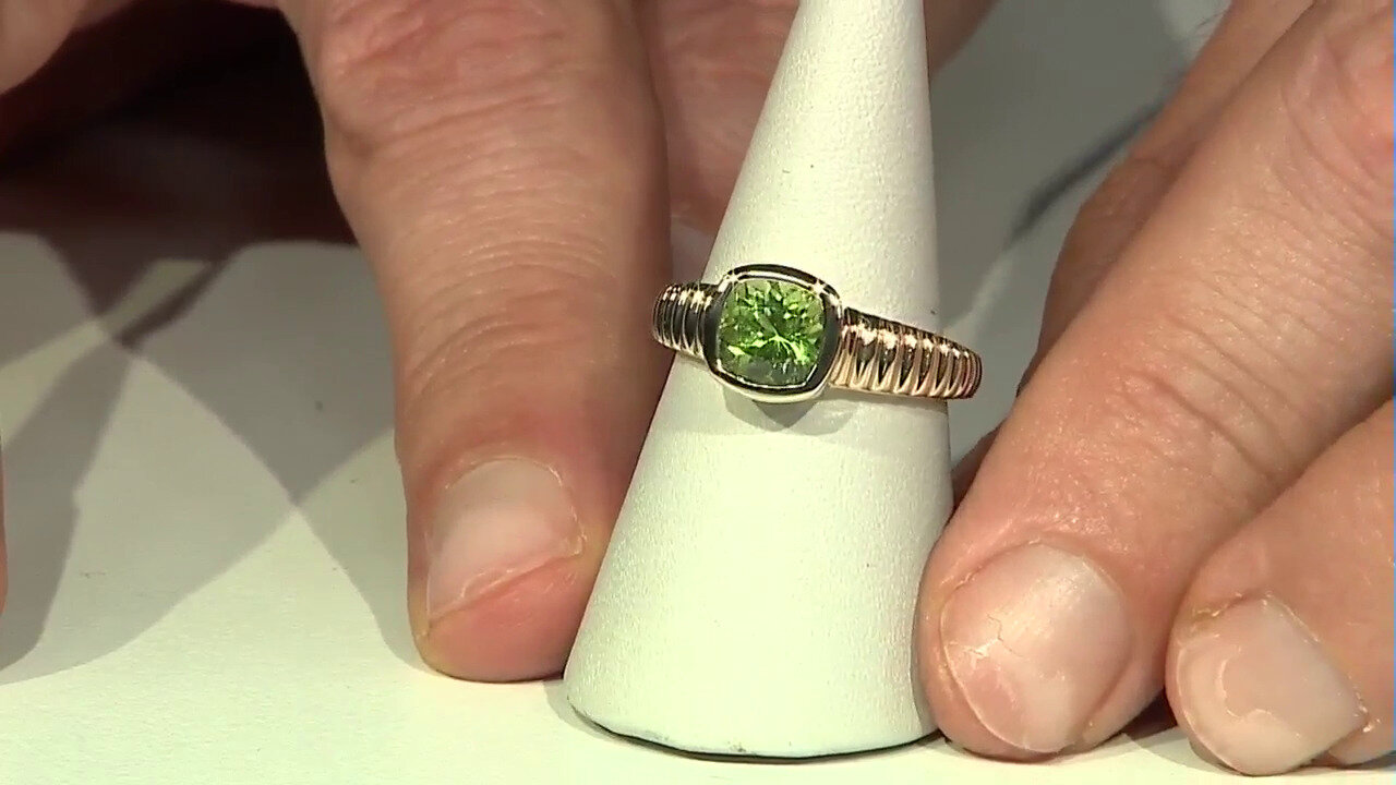 Video Anillo en oro con Peridoto de Wagogo