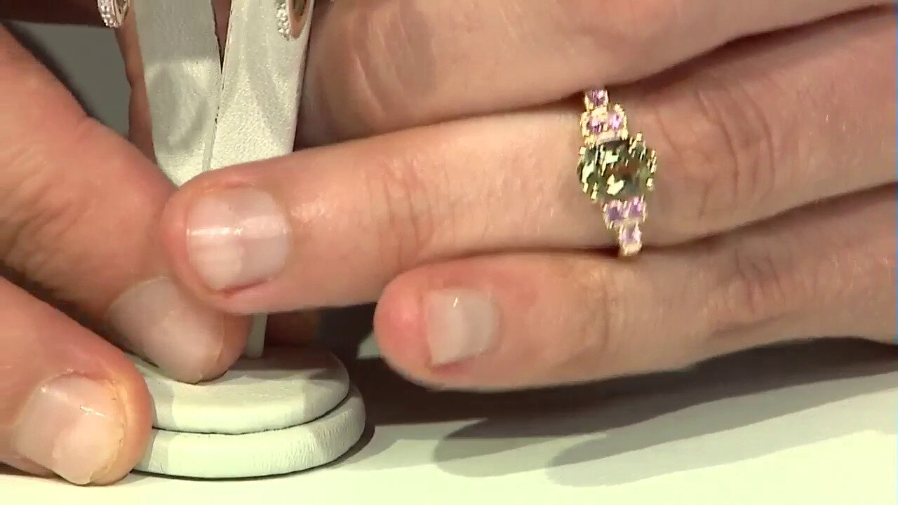 Video Gouden ring met een Kleurwissel diaspoor